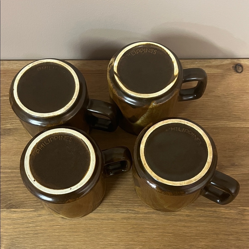 Vintage MCM Ceramic Mugs - set of 4 - Picture 4 of 4